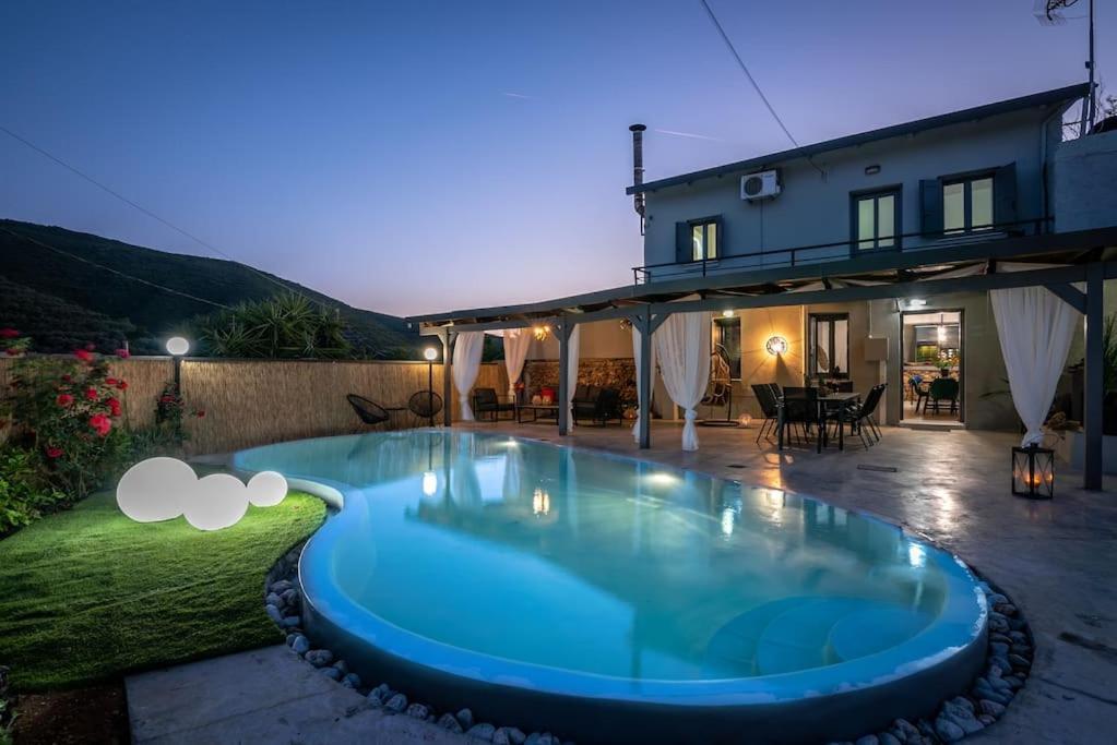 Casa Del Miele, Private Pool, Bbq, Mountain View. Villa Alikianos Ngoại thất bức ảnh