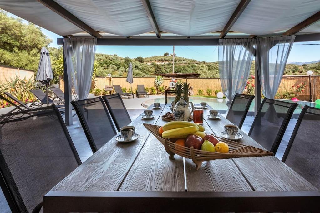 Casa Del Miele, Private Pool, Bbq, Mountain View. Villa Alikianos Ngoại thất bức ảnh